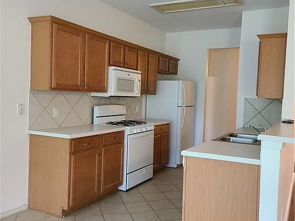 2nd image of 3557 Sandy Koufax Ln