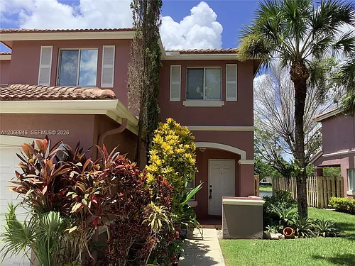 7050 SW 164th Ct Photo 1