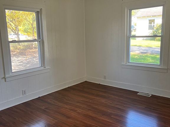 4th image of 217 Garfield Dr