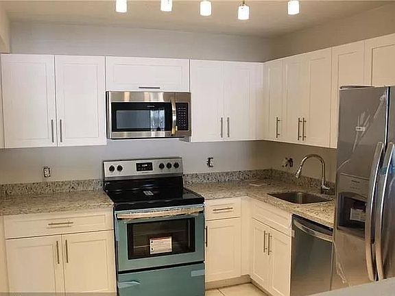 5th image of 770 SE 2nd Ave #204E