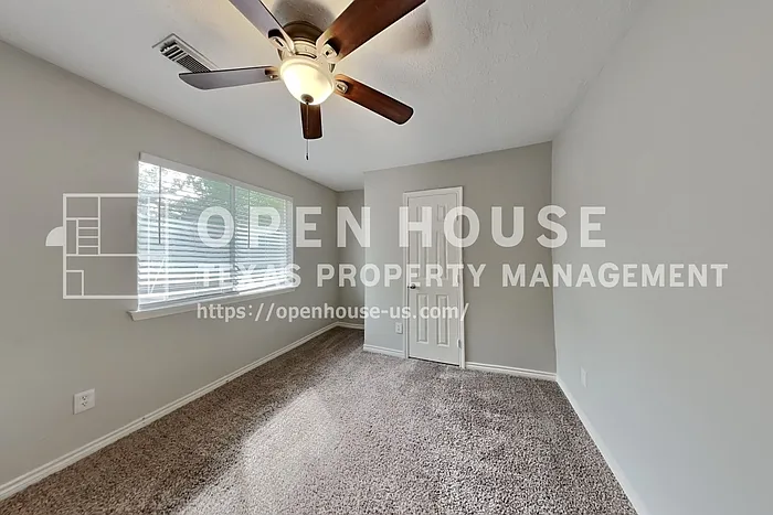 21504 Palace Pines Dr — Photo 13