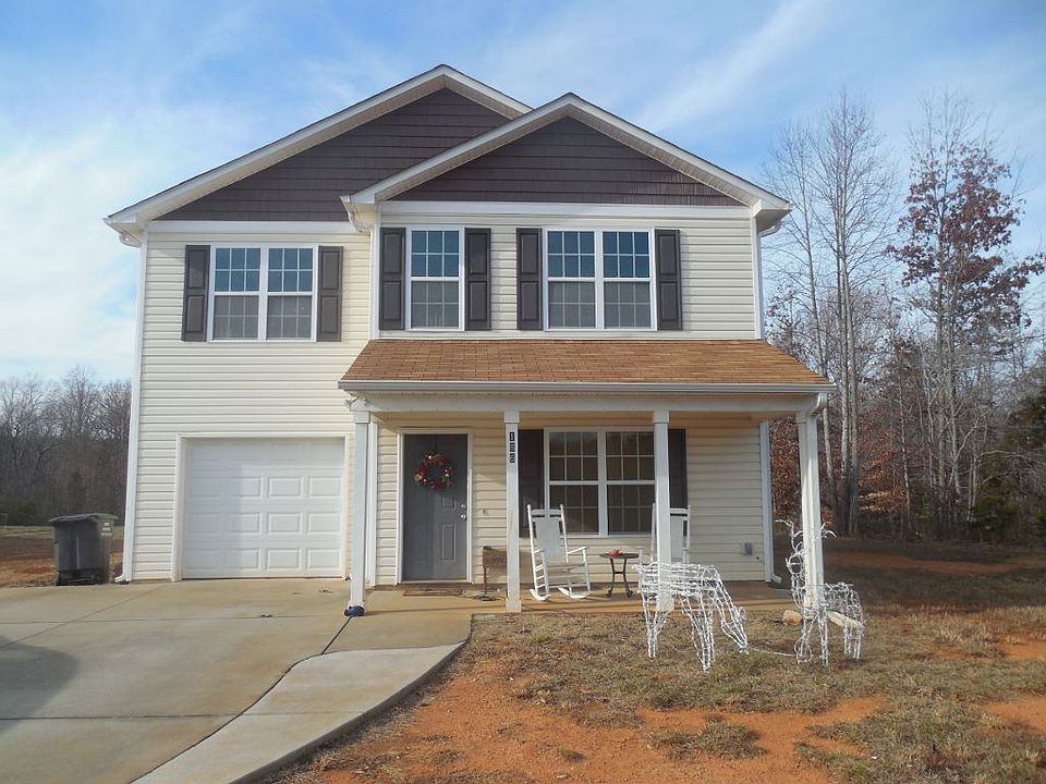 1st image of 186 Winding Cedar Dr