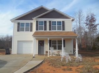 186 Winding Cedar Dr, Statesville, NC 28677