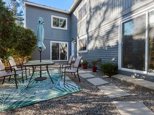 6 Highness Dr #6, Uxbridge, MA 01569