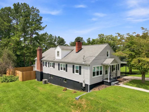 414 Graham St, Pulaski, VA 24301