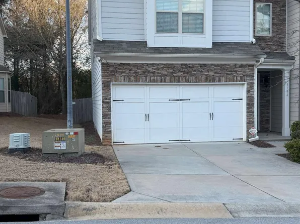 3144 Spicy Cedar Ln, Lithonia, GA 30038