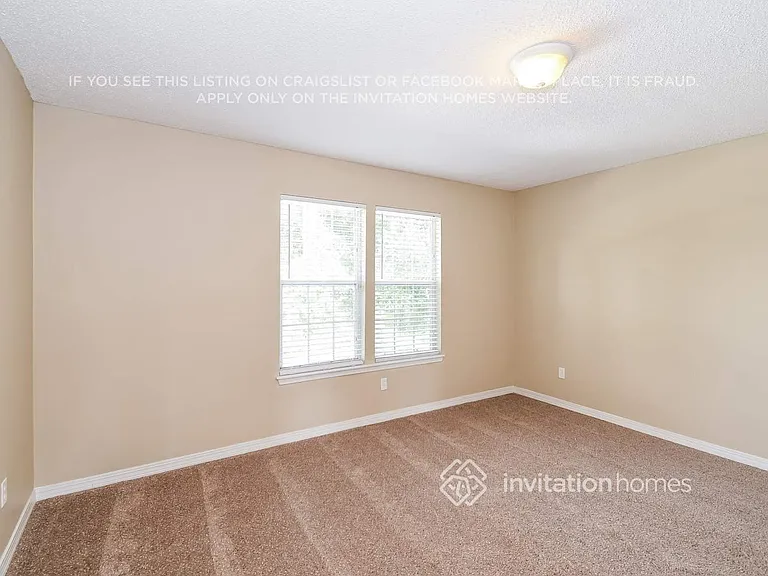 9044 Camshire Dr — Photo 14
