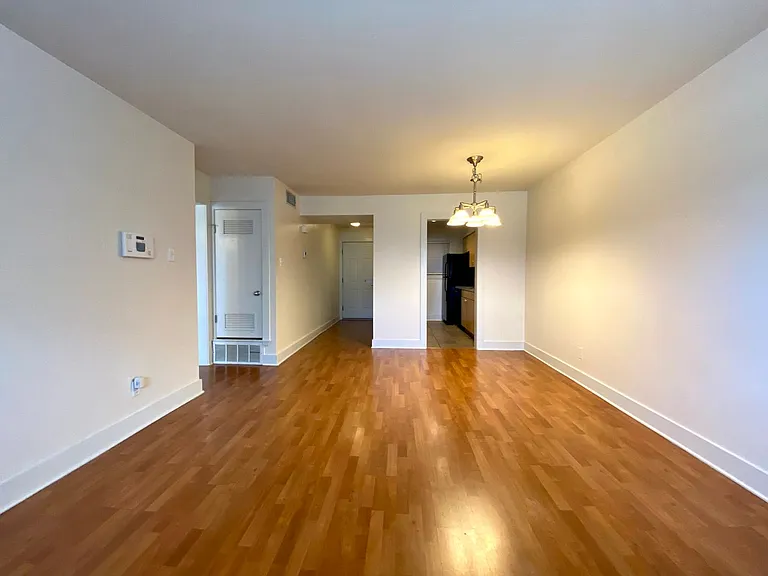 3815 Guadalupe St #207 — Photo 7