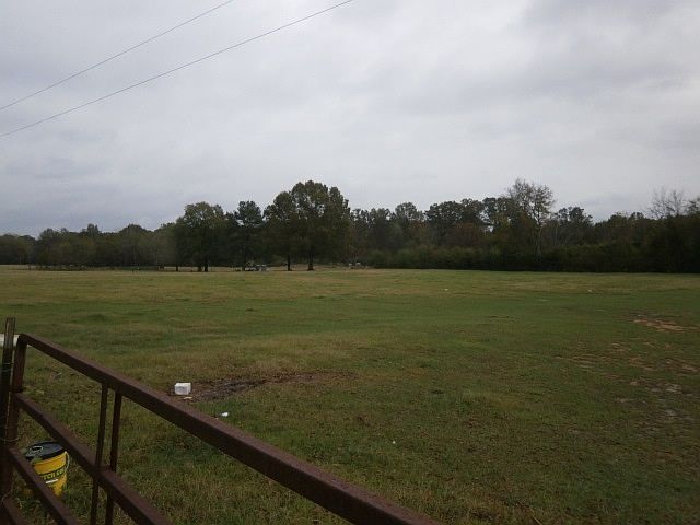 2nd image of 1119 Wilson Ln