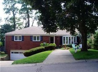 1481 Mohican Dr, Pittsburgh, PA 15228