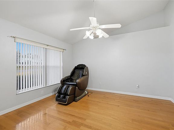 5th image of 5365 SW 84th Pl