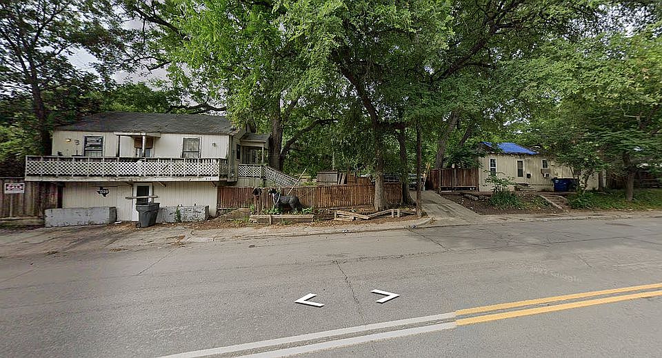 1st image of 518 W Clarendon Dr