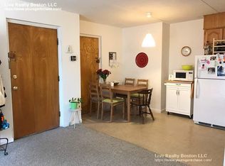 106 Sutherland Rd, Brighton, MA 02135