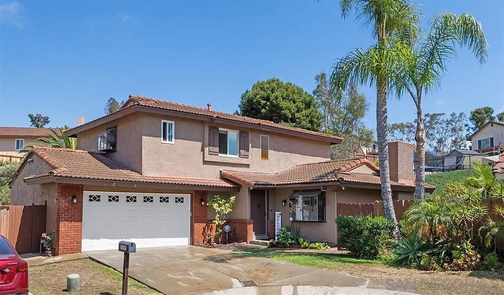 4 bed, 2.5 bath, 1731 sqft, $5,000 — Photo 1