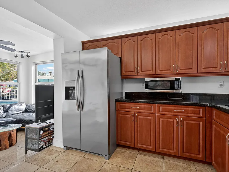 4540 SW 28th Ter — Photo 13