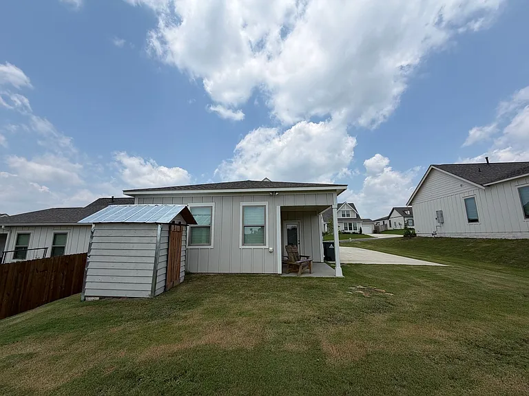 632 Shropshire Dr — Photo 13