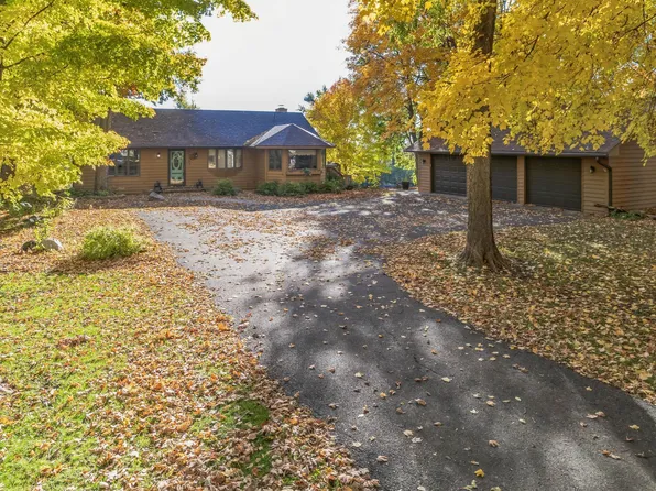 50563 Shorewood Cir E, Rush City, MN 55069