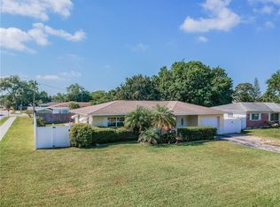 9700 48th Pl N, Saint Petersburg, FL 33708