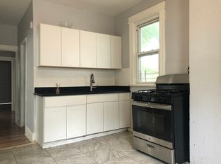 50 New St #2E, Jersey City, NJ 07305