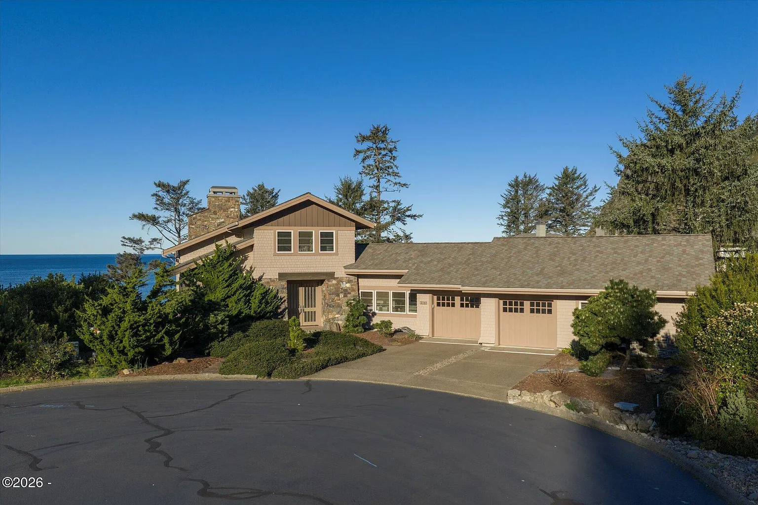 218 Sea Crest Pl photo 1