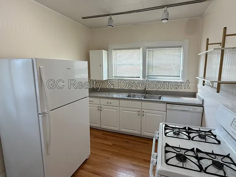 616 Elgin Ave #1 — Photo 6