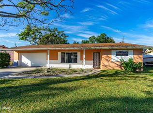 1216 Sunland Rd, Daytona Beach, FL 32114