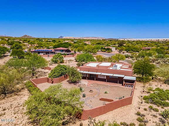 3rd image of 1521 W Via Ventajosa
