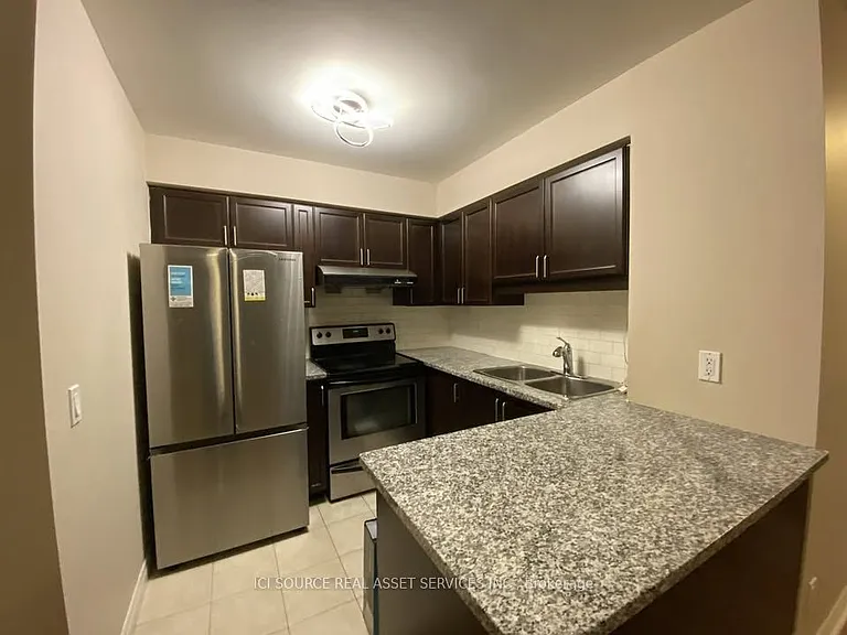 70 Town Centre Ct #Penthouse 3305 — Photo 8
