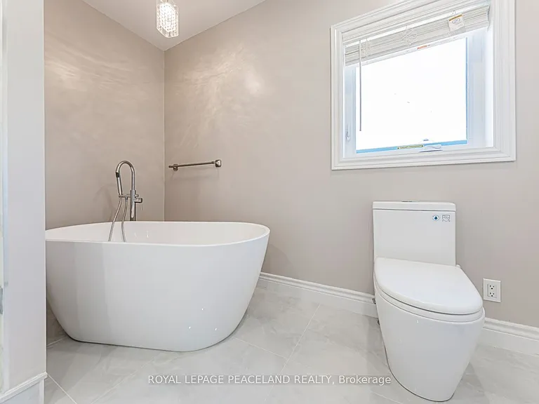 152 Flagstone Way — Photo 26