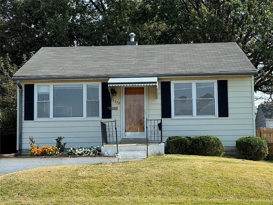 1st image of 3370 Macklind Ave