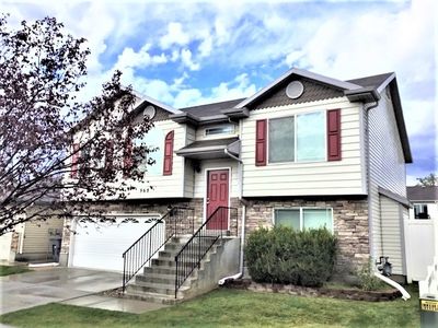 968 W Stonehenge Dr, North Salt Lake, UT, 84054