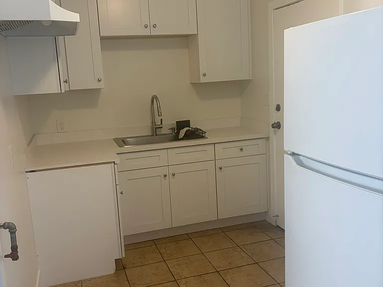 4609 Fern Pl #1/2 — Photo 5
