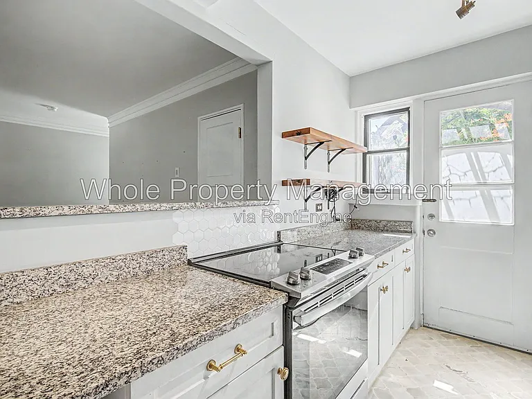 1159 Krameria St — Photo 12
