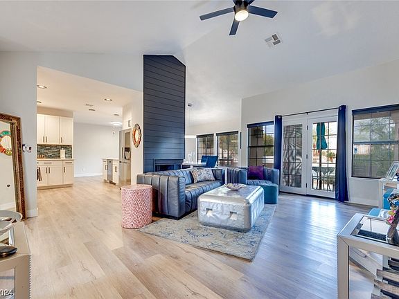 5th image of 259 Borrego Dr
