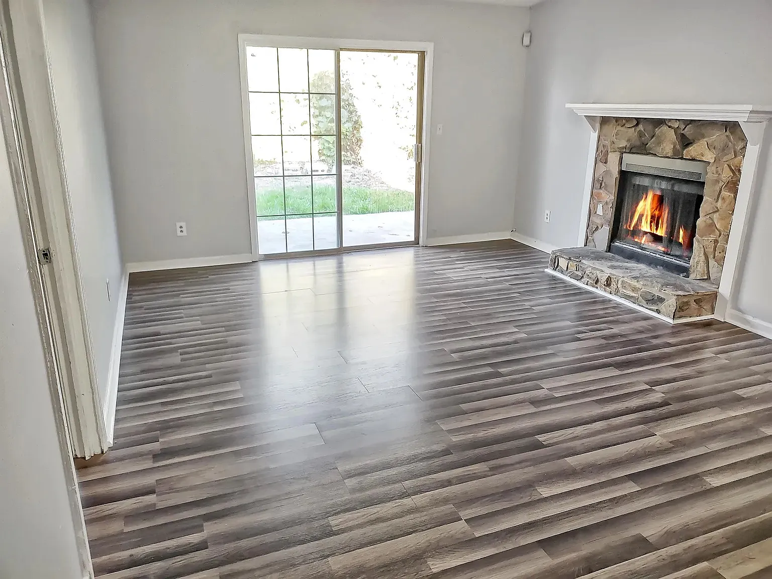 3 bed, 1204 sqft, $1,300 — Photo 4