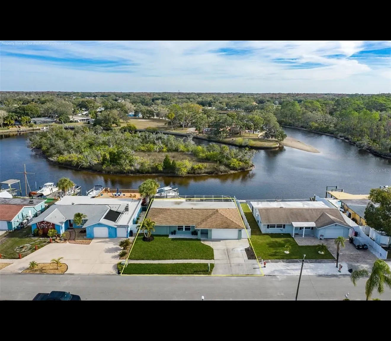 4 bed, 1761 sqft, $3,995 — Photo 1