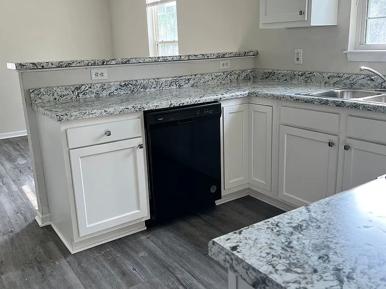 5804 Solera Rd — Photo 8