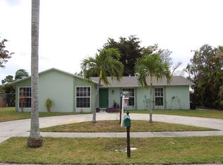 10260 Sleepy Brook Way, Boca Raton, FL 33428