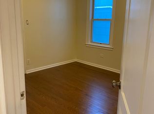 2037 W Hutchinson St #2R, Chicago, IL 60618