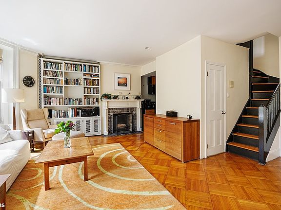 3rd image of 31 Pierrepont St APT 3A