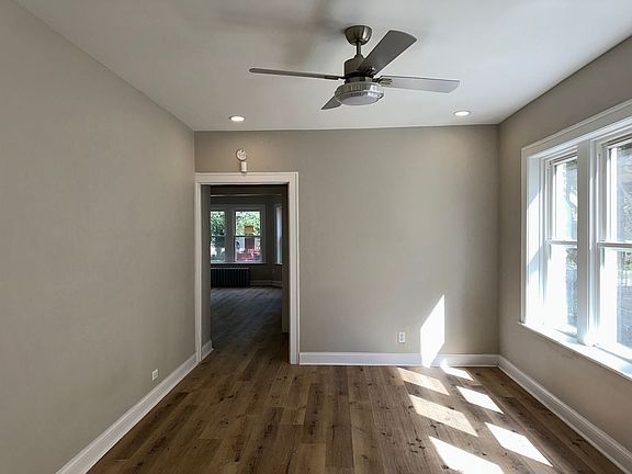3rd image of 11320 S Edbrooke Ave #2
