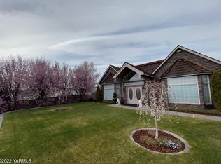 4911 Summitview Ave, Yakima, WA 98908