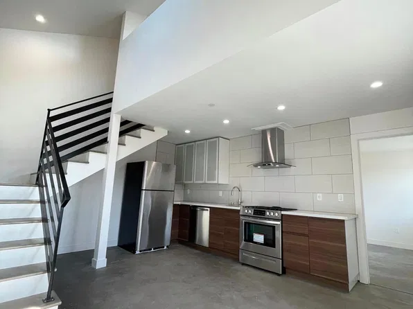 2040 Solano Way #1, Oakland, CA 94606