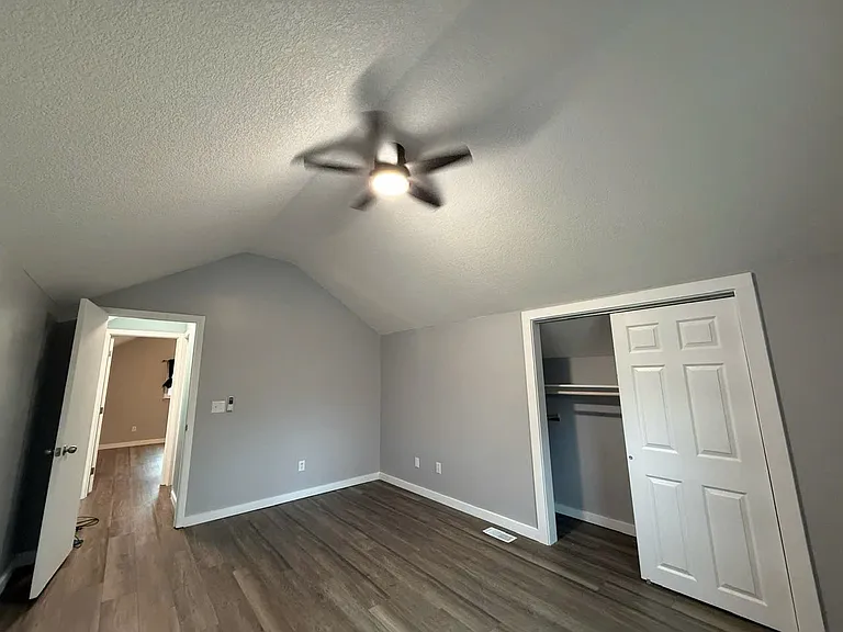 125 Sharon Dr — Photo 27