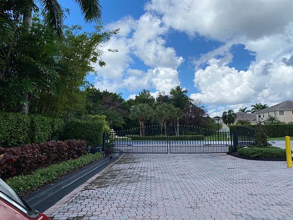 3rd image of 12332 NW 26th St