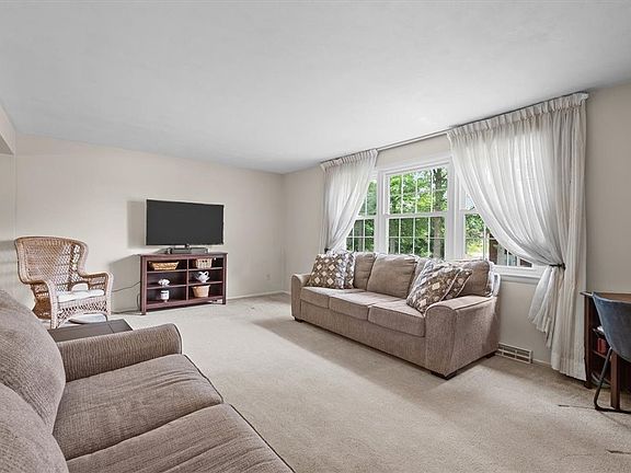 4th image of 427 Franklin Heights Dr