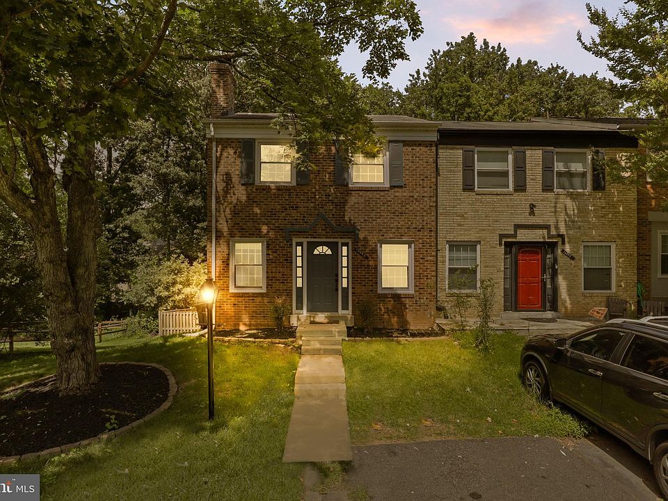 1st image of 14888 Lambeth Sq