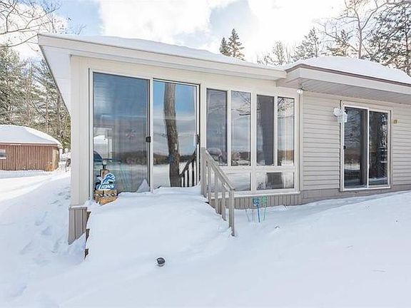 4th image of 1382 E Long Lake Dr