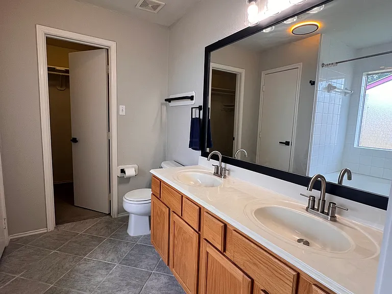 5818 Toddington Rd — Photo 19