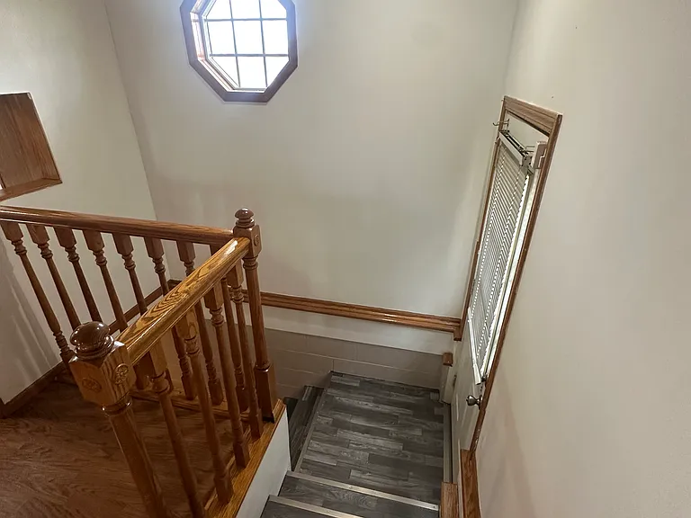 2425 W Florian Ct — Photo 6